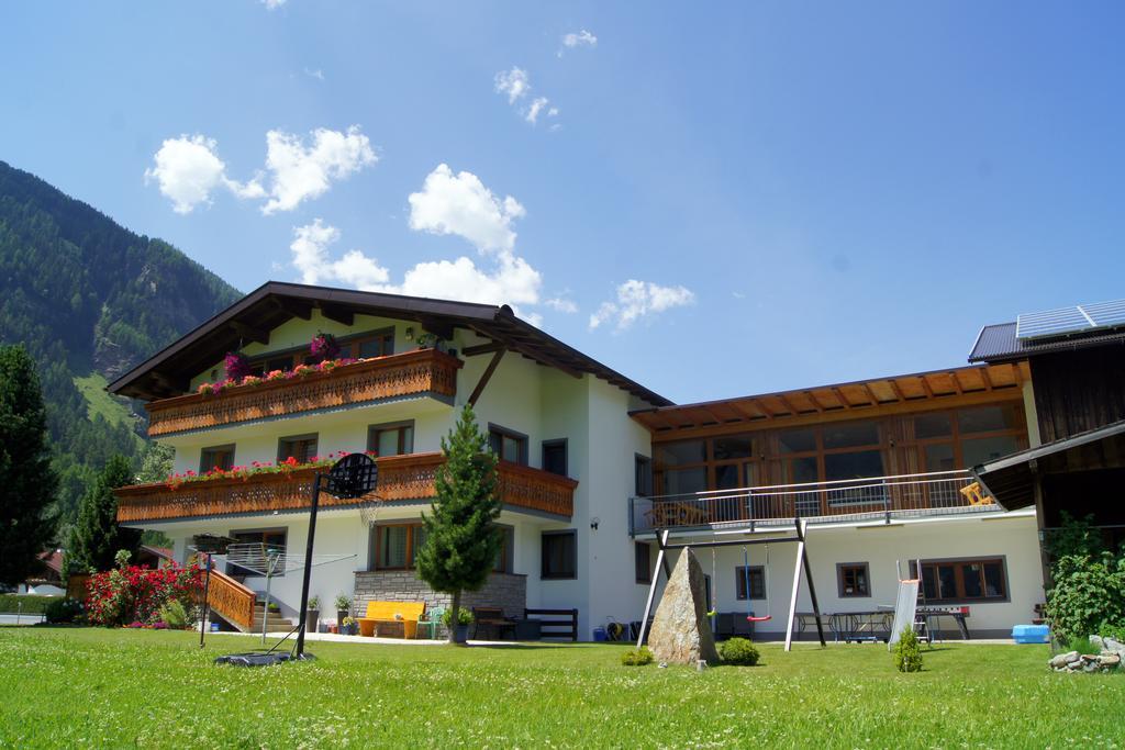 Apartments Bauernhof Dismasn Hof Längenfeld Dış mekan fotoğraf